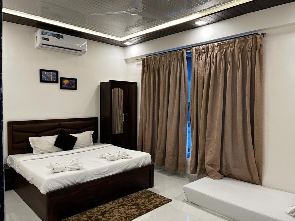 The Retreat-Pool Villa 5Bhk With Indoor Pool And 1200Sq Feet Deck Area Igatpuri Exterior photo